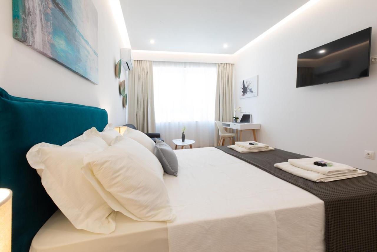 Minimal Apartment In Plaka Athén Kültér fotó