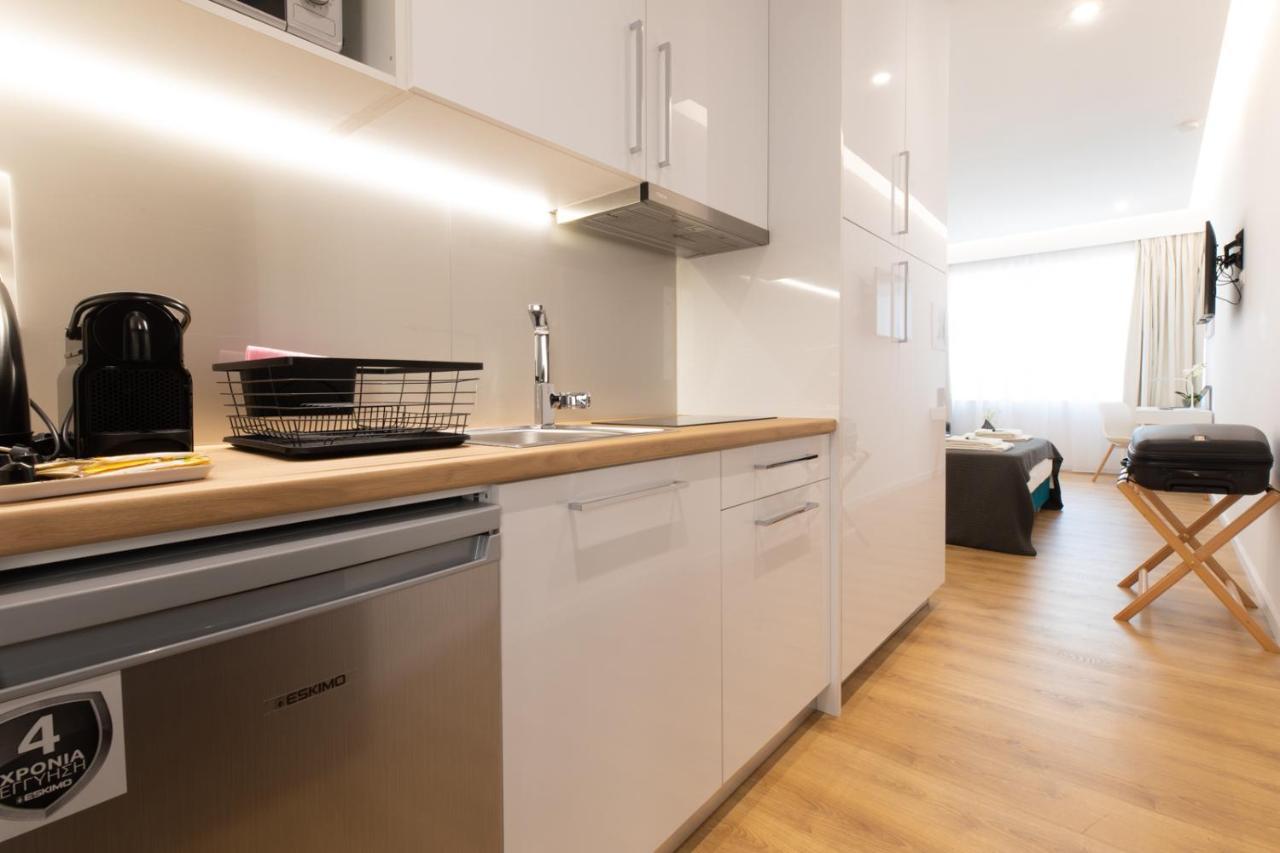 Minimal Apartment In Plaka Athén Kültér fotó